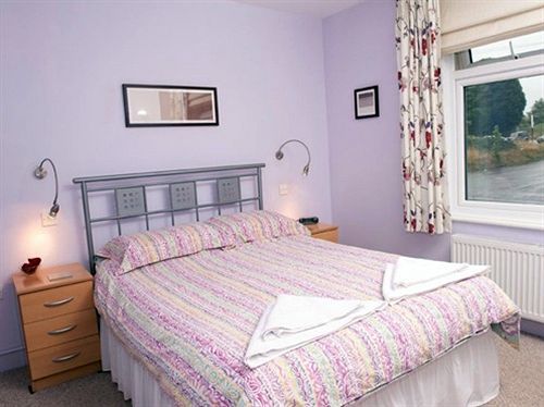 Holbrook Bed And Breakfast Shaftesbury Exterior photo